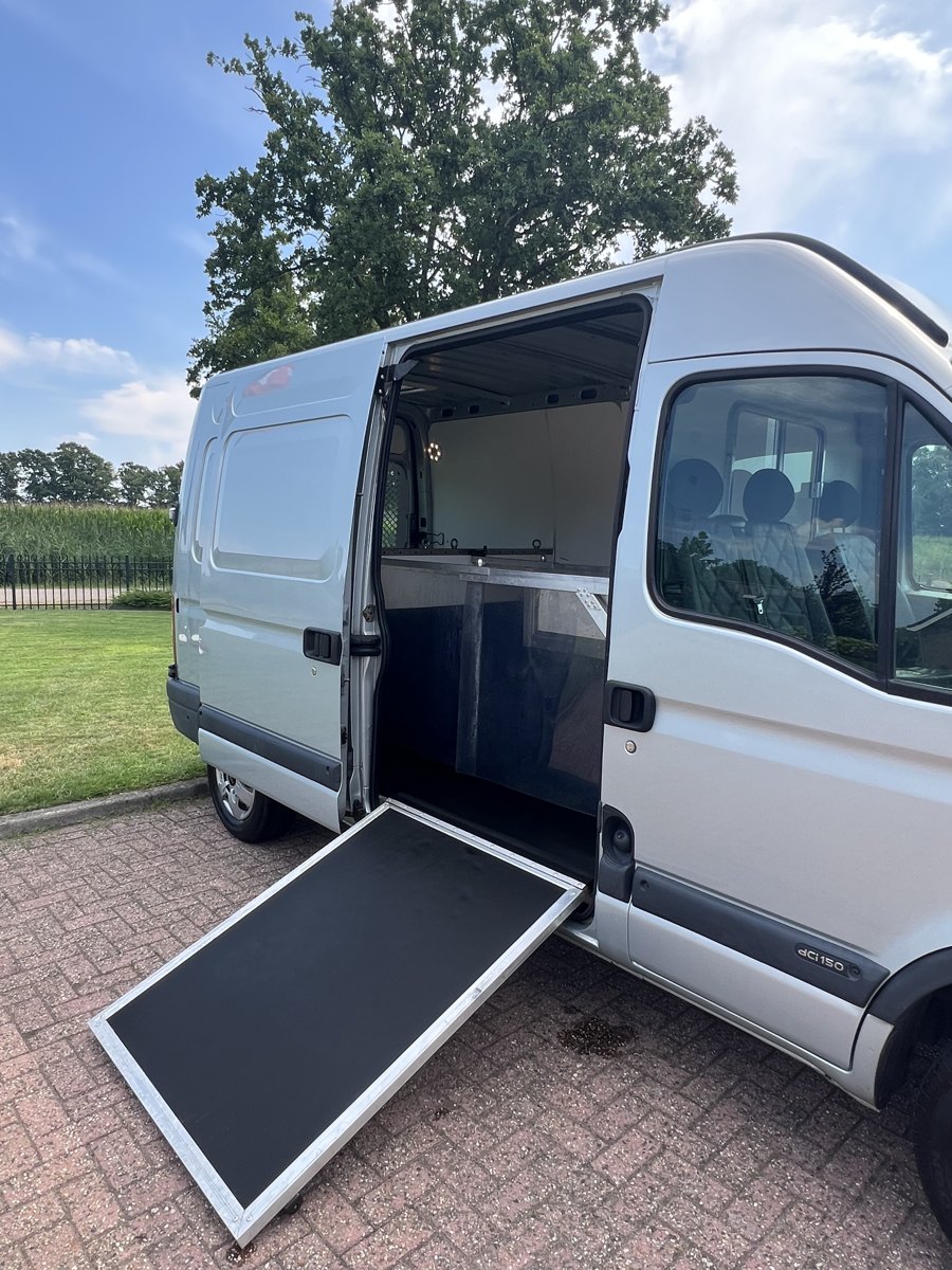 RENAULT MASTER T 35 L2/H2 2.5 DCI 107 KW E4 FAP 2-paards paardenwagen foto 7